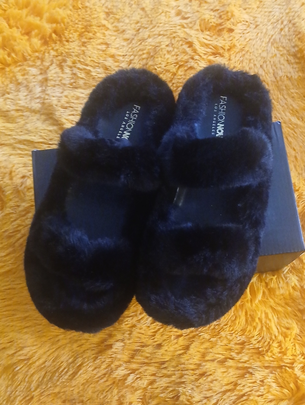 Fashion Nova Black Faux Fur Slide Slippers for Women